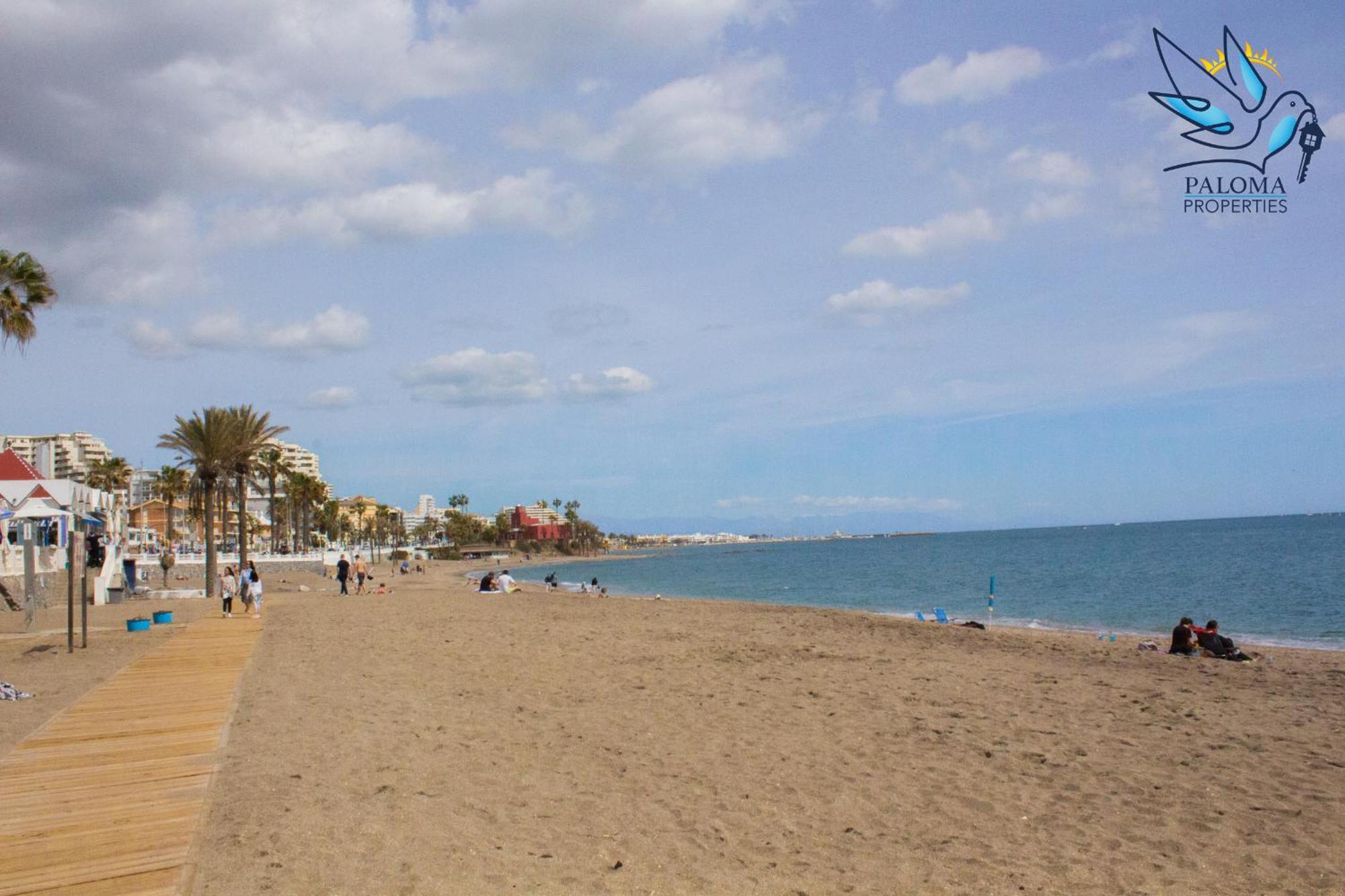 Benalroma Spacious Apartment 50 Mt From The Beach Benalmádena Exterior foto